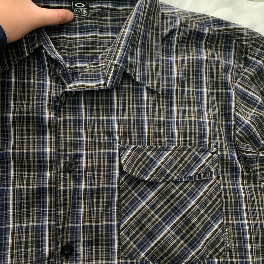 Oakley Button Up Bundle - image 2